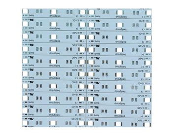 Εδρευμένος αργίλιο PCB των οδηγήσεων πίνακας κυκλωμάτων τυπωμένων υλών των οδηγήσεων πινάκων κυκλωμάτων PCB τυπωμένος αργίλιο προμηθευτής